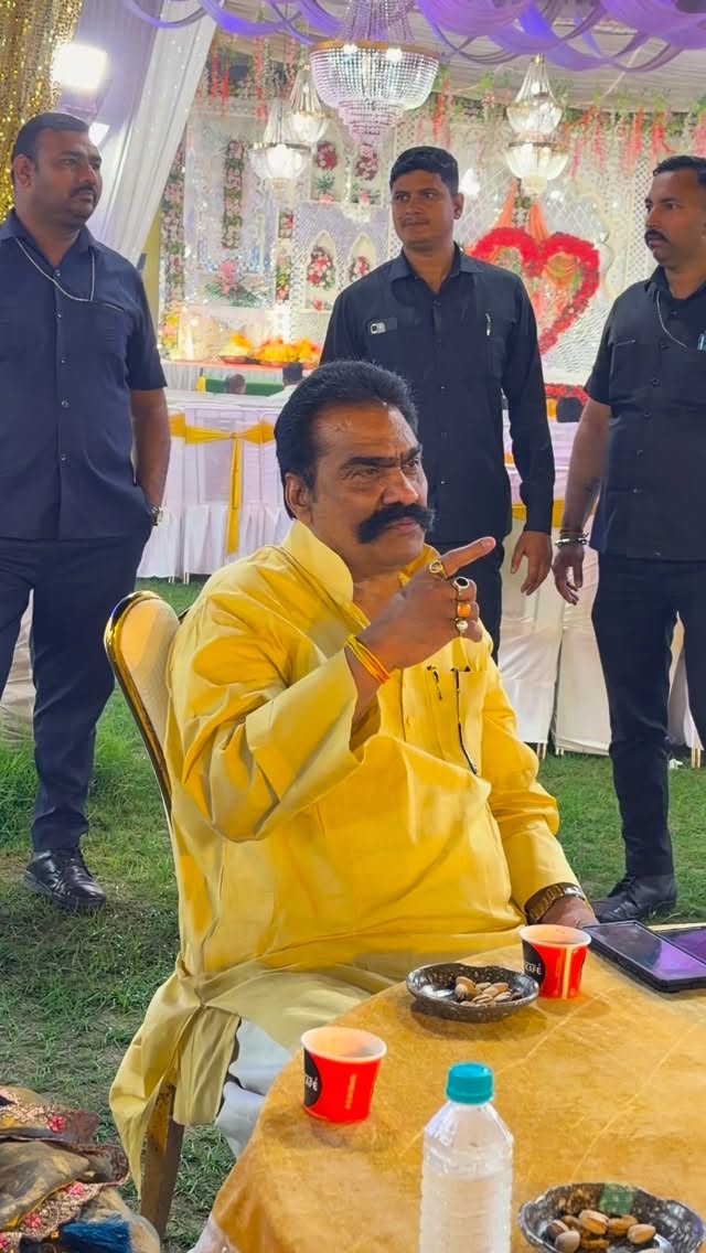 Ajay Munshi serving Mallawan as ward councillor